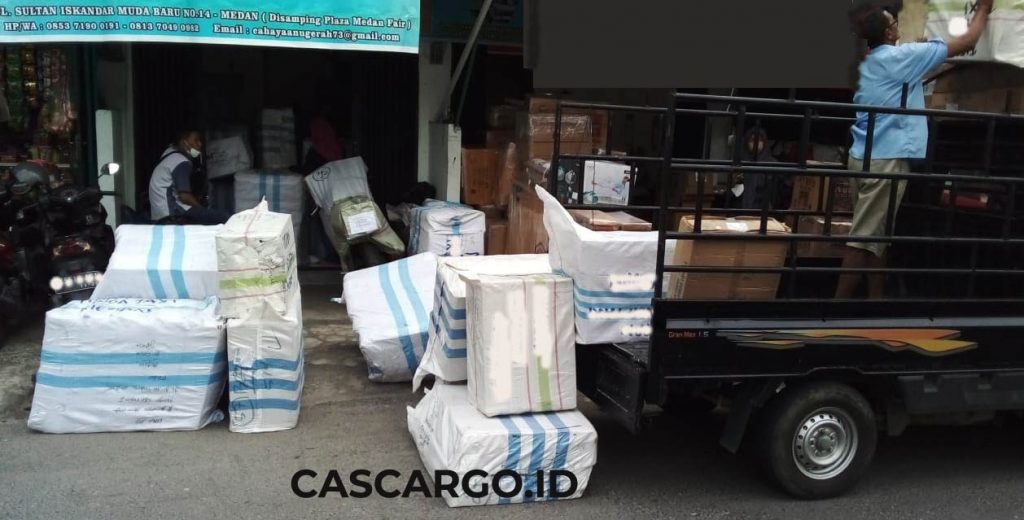 Jasa Kirim Barang Pakai Cargo Via Darat Medan Bandung